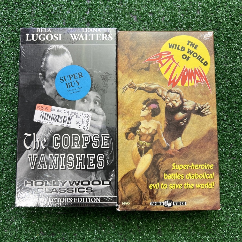 Lot Of 2 Cult Classic VHS Tapes The Corpse Vanishes & The Wild World Of Batwoman